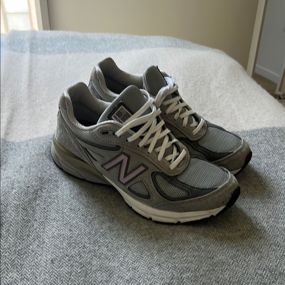 New Balance Vintage Gray Sneakers
